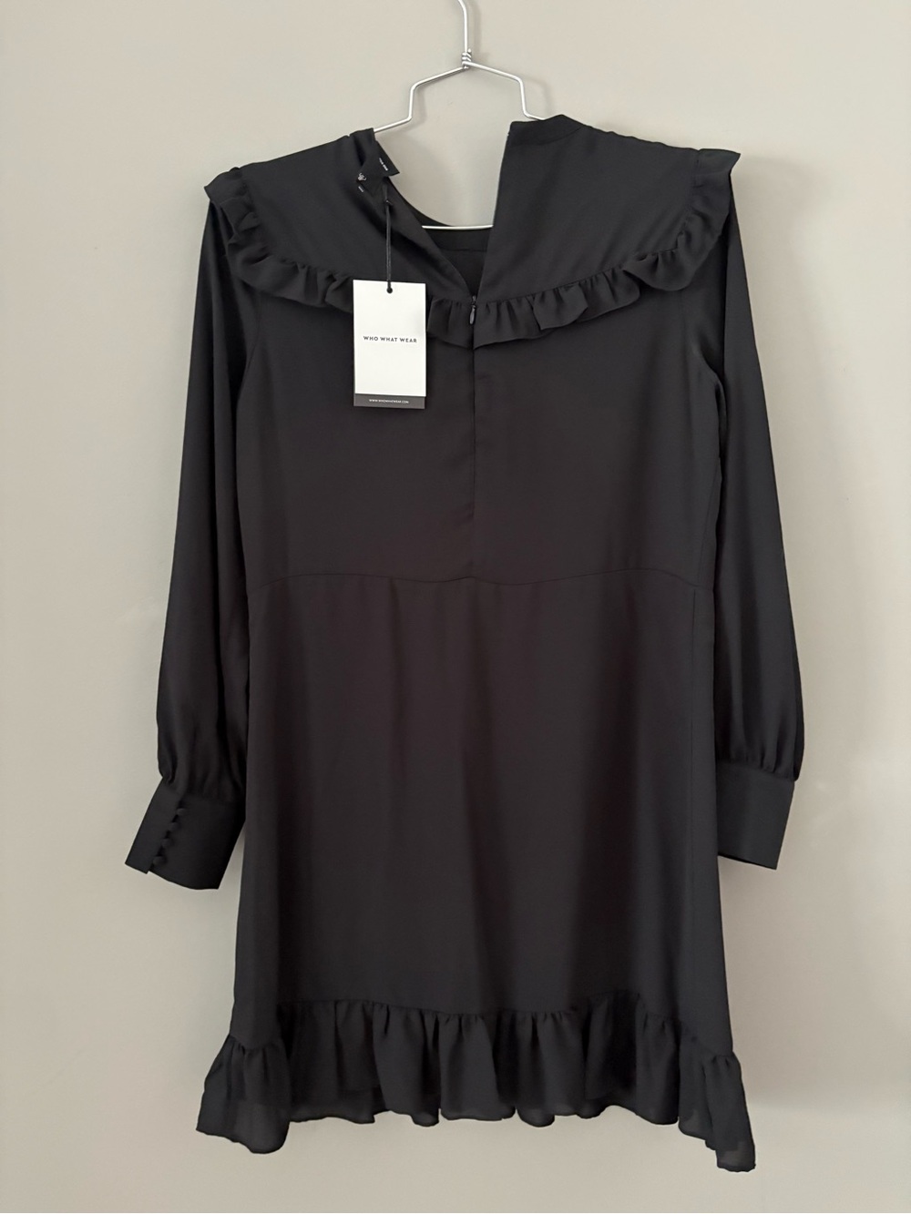Who What Wear Black Ruffle Collar Long-Sleeve Dress